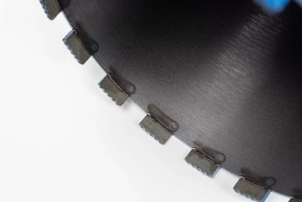 Коронка алмазная KEOS 1 1/4" 225х500,16 сегм. по бетону (DC225.500)